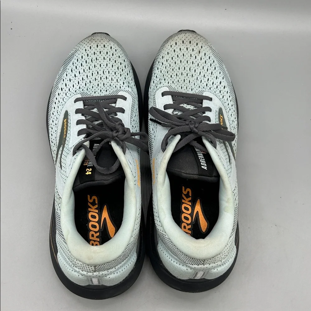 Brooks Men's Light Blue and Black Running Sneakers